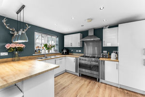 Photo 28- click for photo gallery